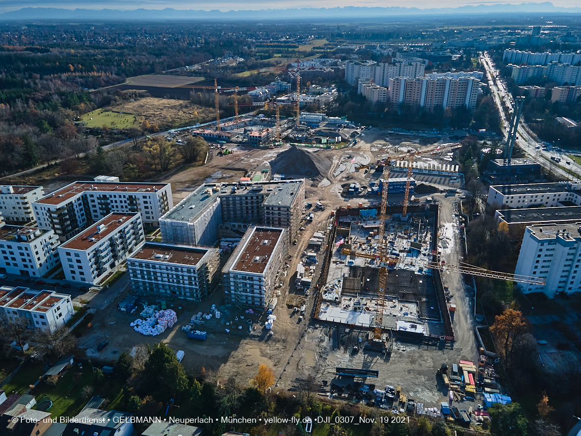 19.11.2021 - Luftbilder von der Baustelle Alexisquartier und Pandion Verde in Neuperlach